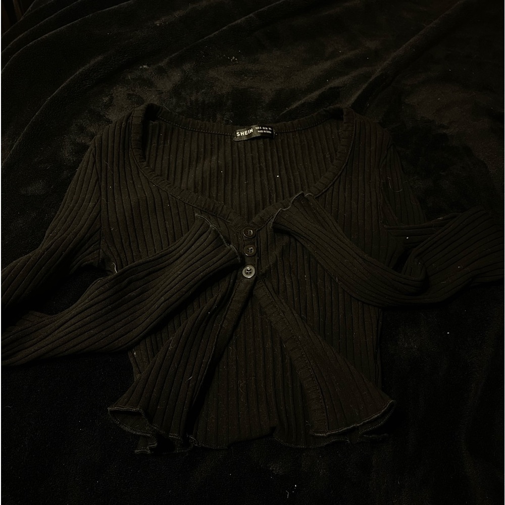 Long sleeve crop top